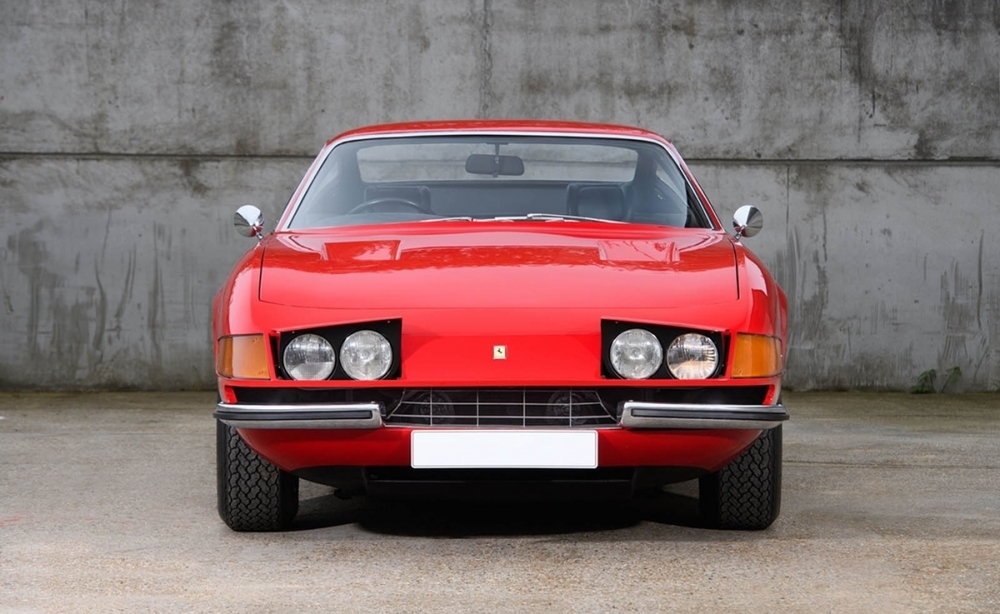 旧車紹介】1979年 フェラーリ 365GTB/4(デイトナ) 伝説のスーパーカー｜兵庫三菱自動車販売グループ