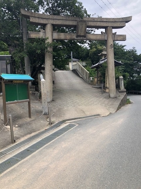 生石神社①.jpg